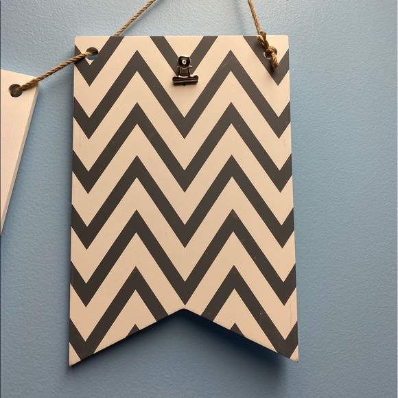 Rustic Gray White Chevron Love Wall Decor Sign & Photo Clipboard - Picture 4 of 9